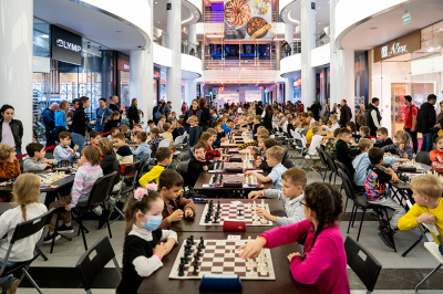 В ТРК VEGAS Крокус Сити прошел детский отборочный этап Международного турнира «Шахматные звезды – 2022»